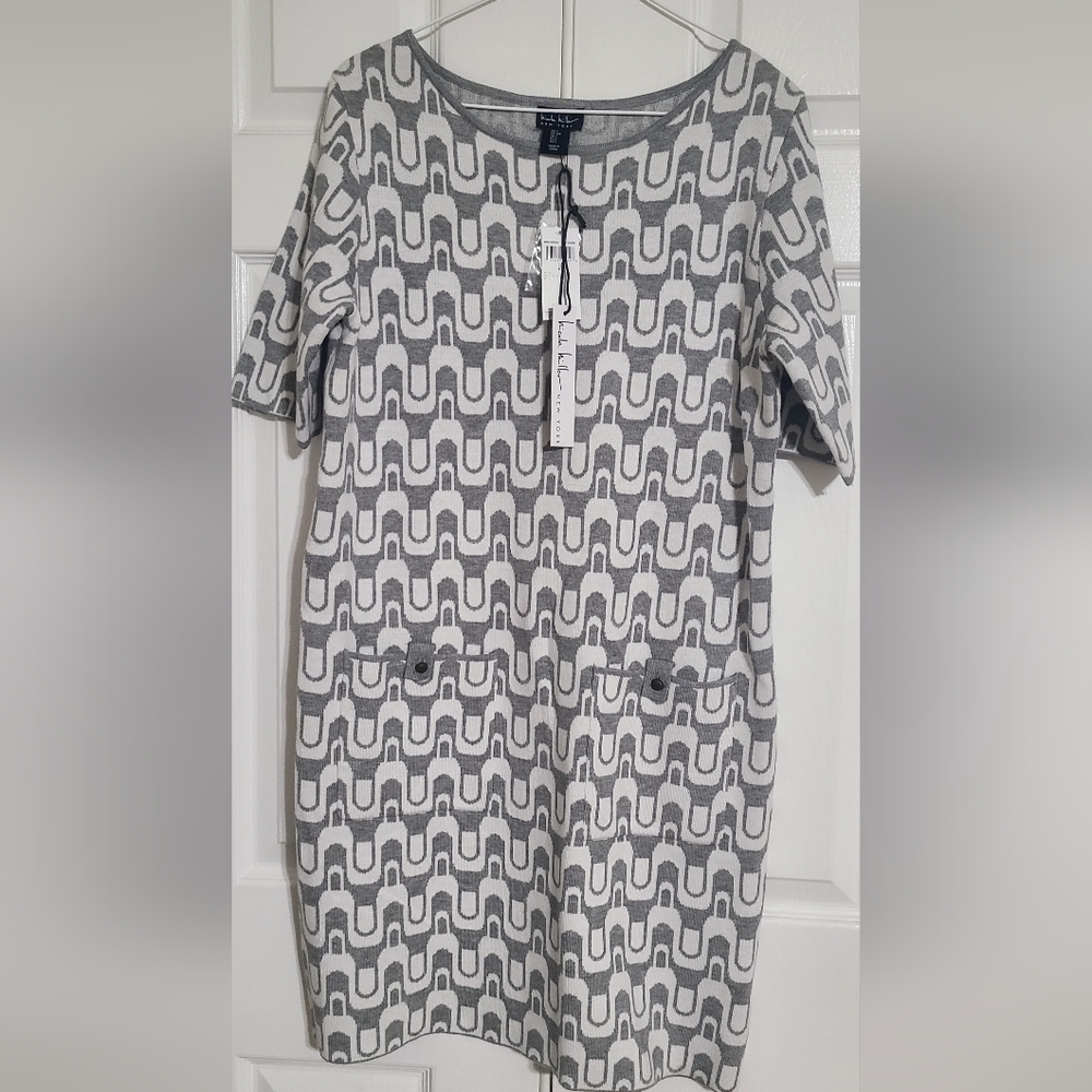 Nicole Miller Gray Sheath Mini Dress Short Sleeve Crew Neck